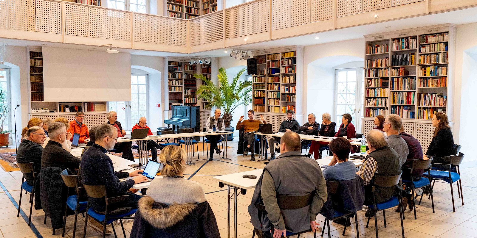 Seminar in der Bibliothek