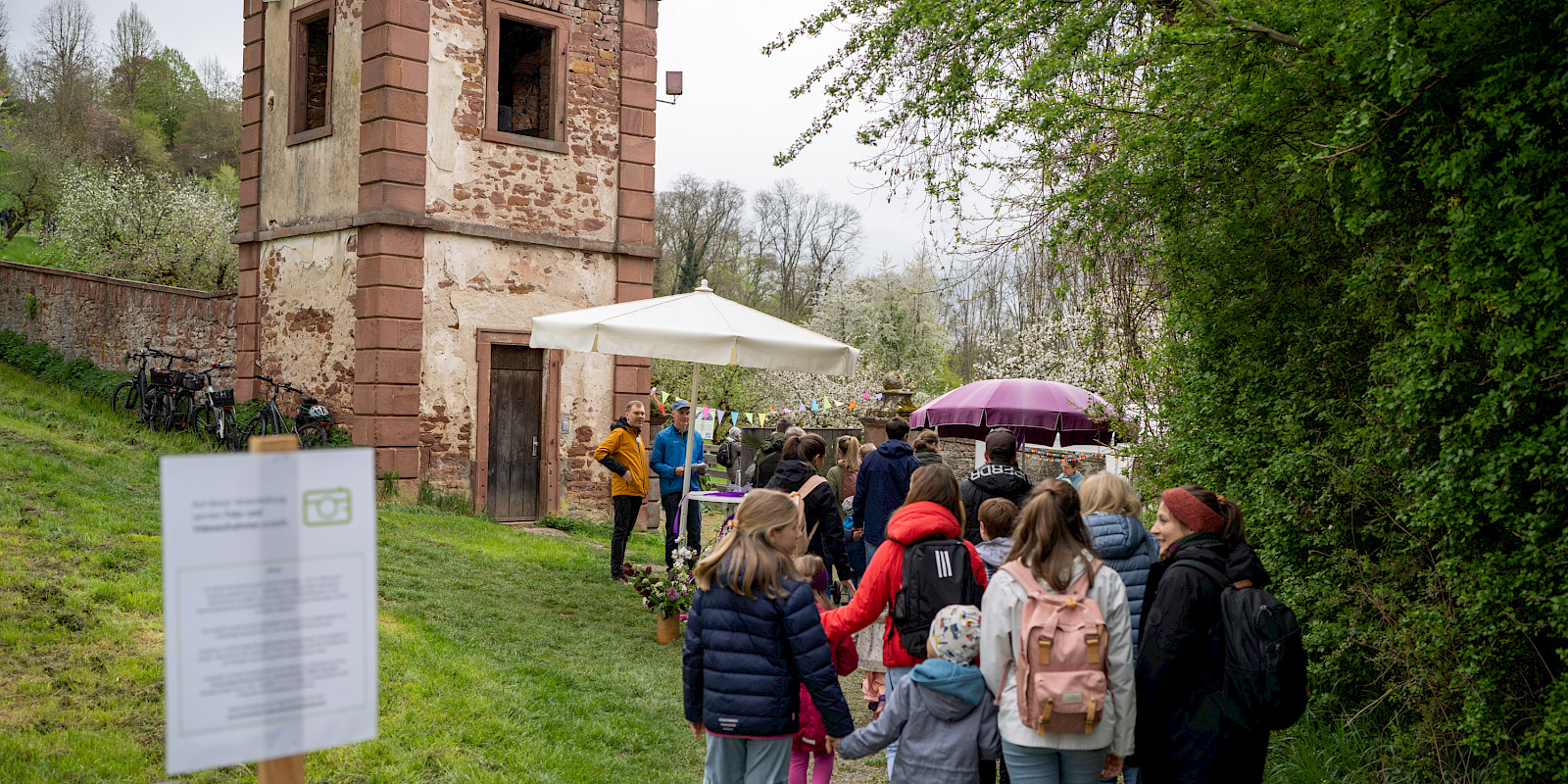 Eingang am Türmchen