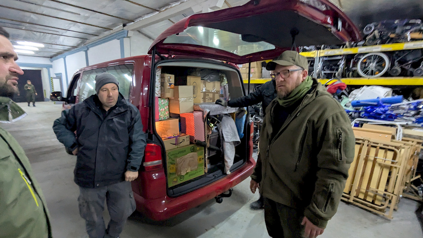 Lagerhalle in der Ukraine – angekommen